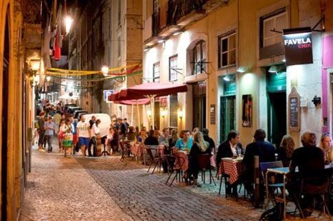 Flh Bairro Alto Central Apartment Lissabon Exterior foto